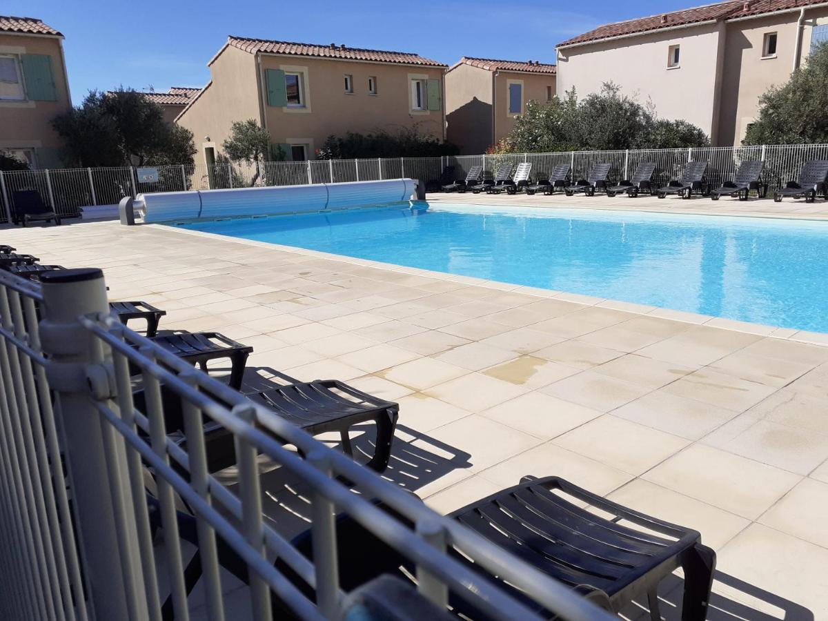 شقة Sous Le Soleil Des Alpilles مورييه المظهر الخارجي الصورة