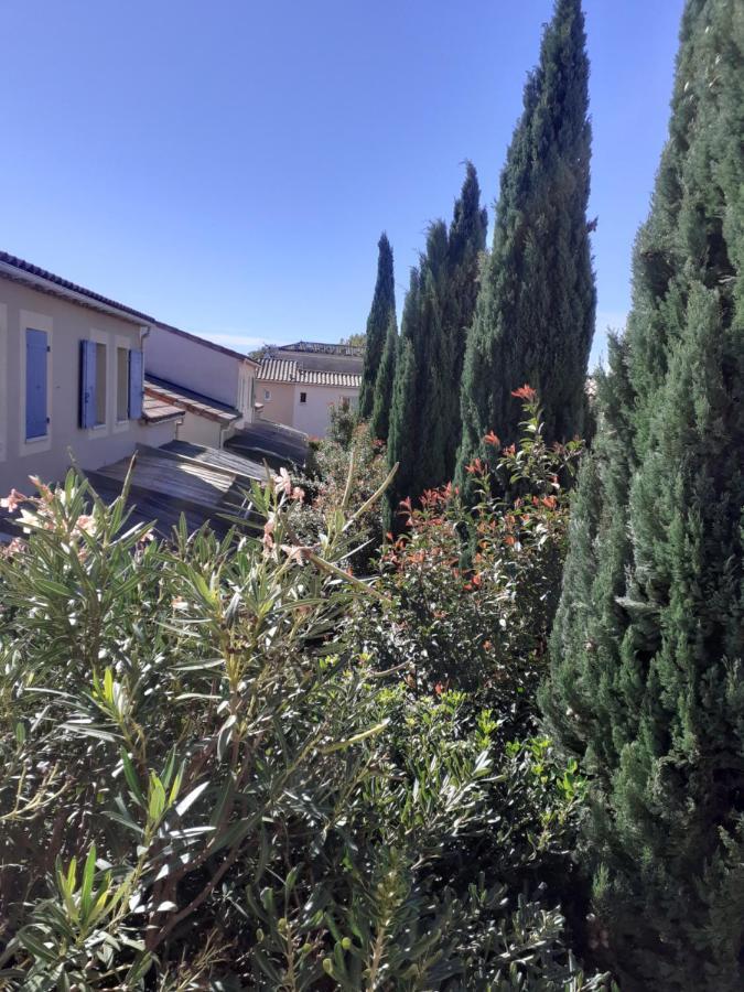 شقة Sous Le Soleil Des Alpilles مورييه المظهر الخارجي الصورة