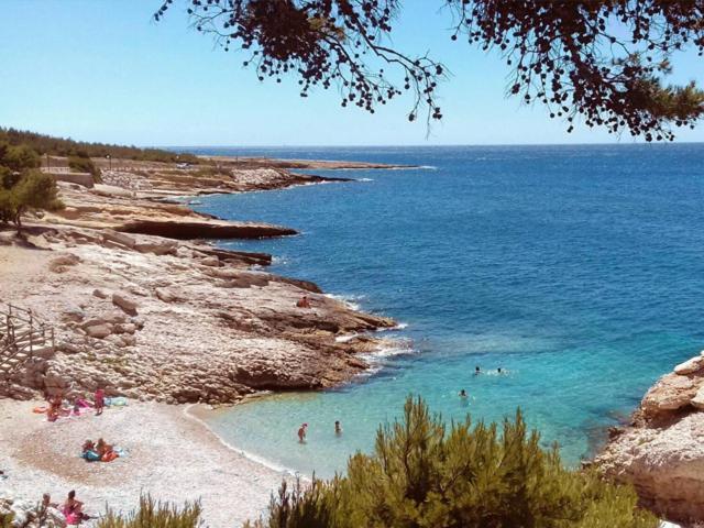 شقة Sous Le Soleil Des Alpilles مورييه المظهر الخارجي الصورة